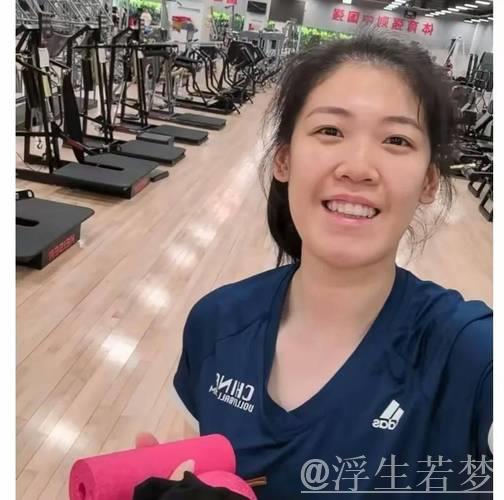 李盈莹现身训练场 伤势恢复进展良好 李盈莹现身训练场 伤势恢复进展良好